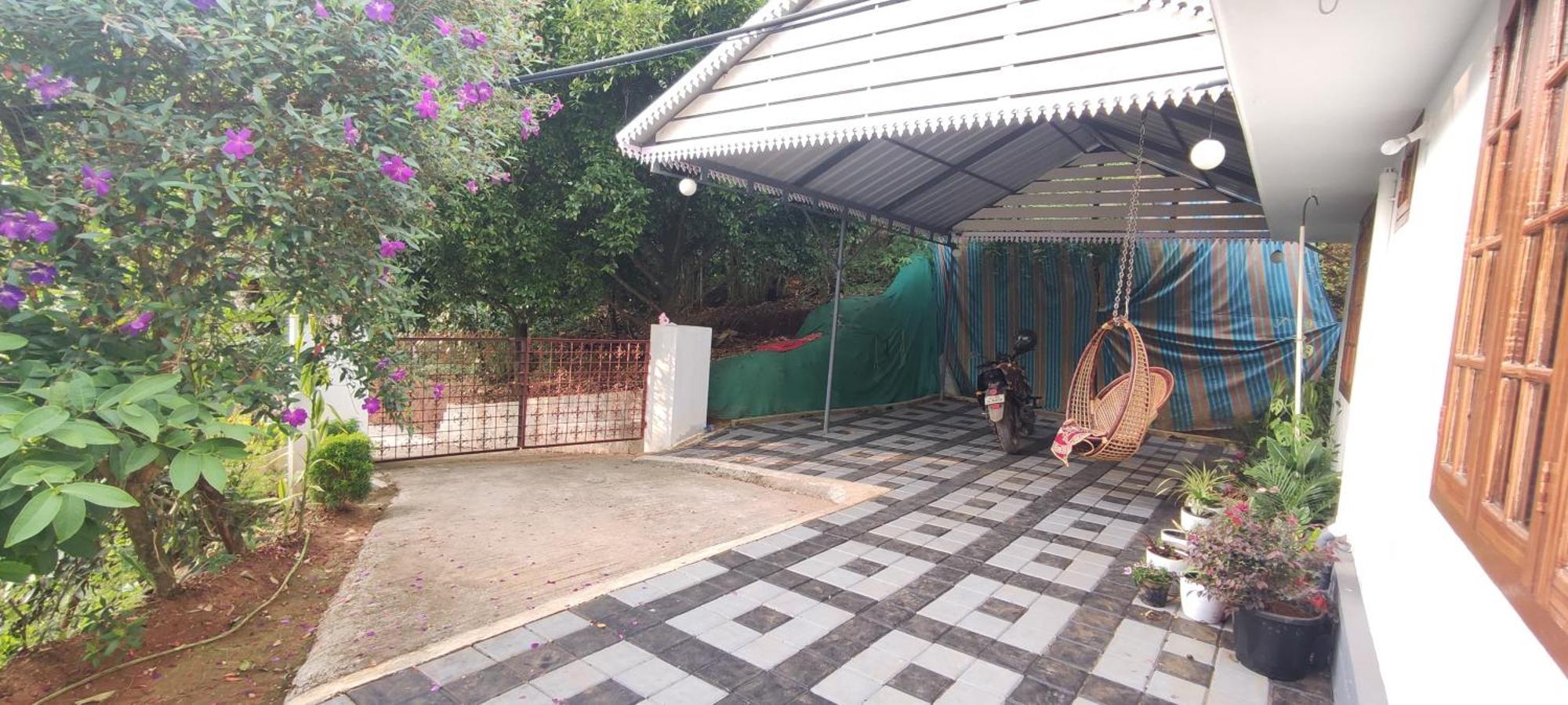 Koonamparayil Home Stay Munnar Anaviratty-Family Only Buitenkant foto