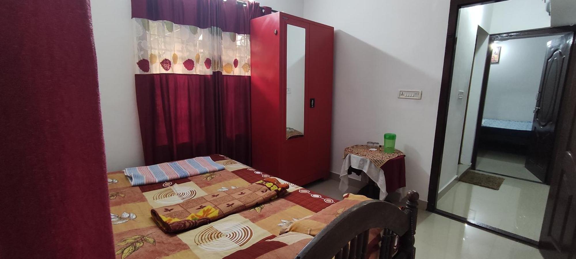 Koonamparayil Home Stay Munnar Anaviratty-Family Only Buitenkant foto
