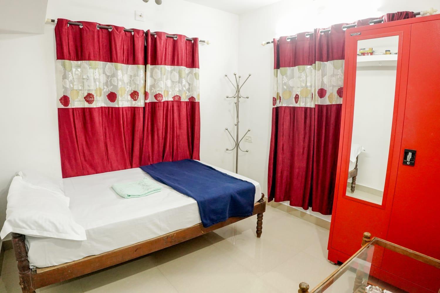 Koonamparayil Home Stay Munnar Anaviratty-Family Only Buitenkant foto